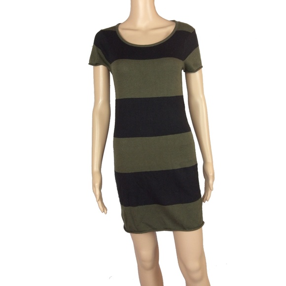 H&M Dresses & Skirts - Thin knit striped dress